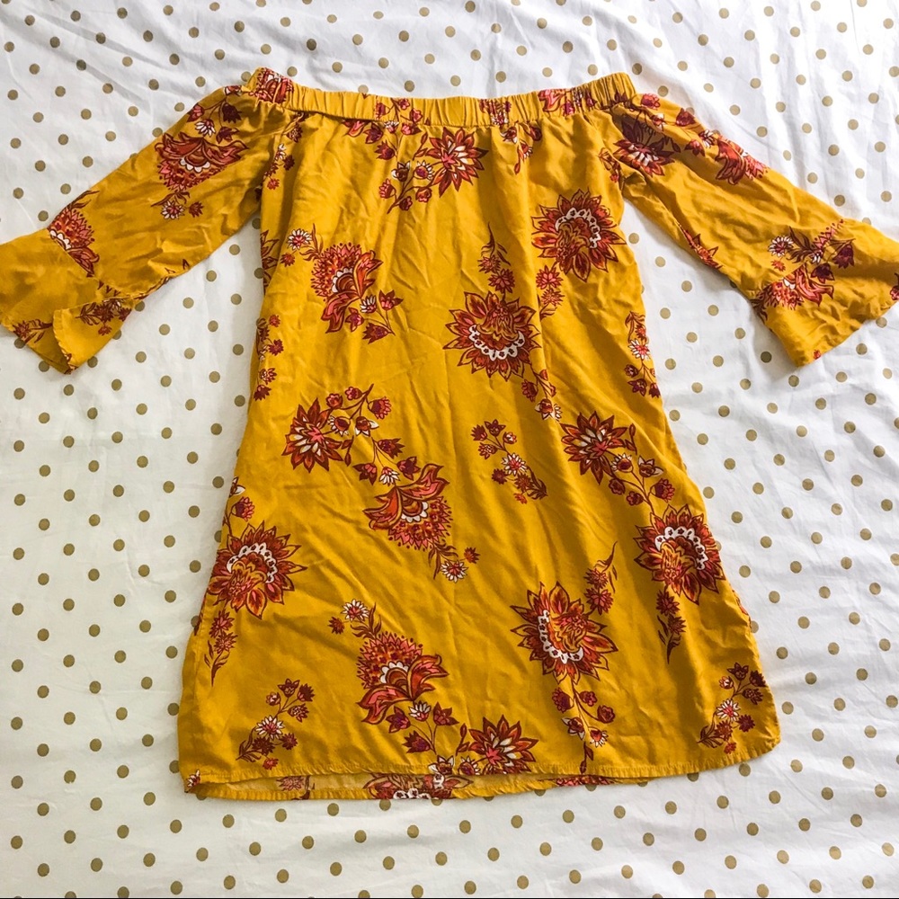 Off-the-shoulder Floral Dress